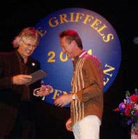 Uitreiking Gouden Griffel door Dick Anbeek, voorzitter CPNB